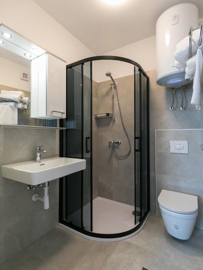 Nadija Apartmani Poreč Exterior foto