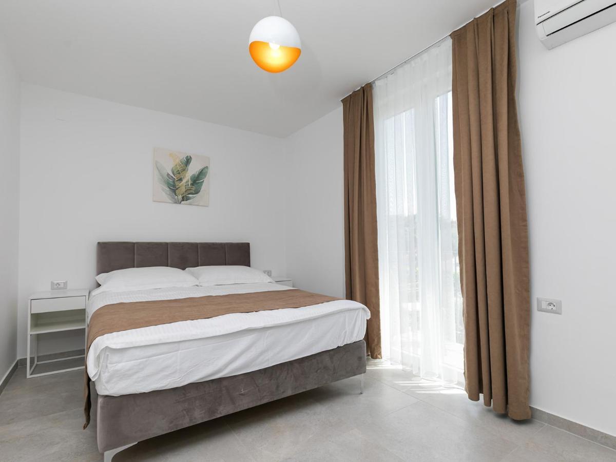 Nadija Apartmani Poreč Exterior foto