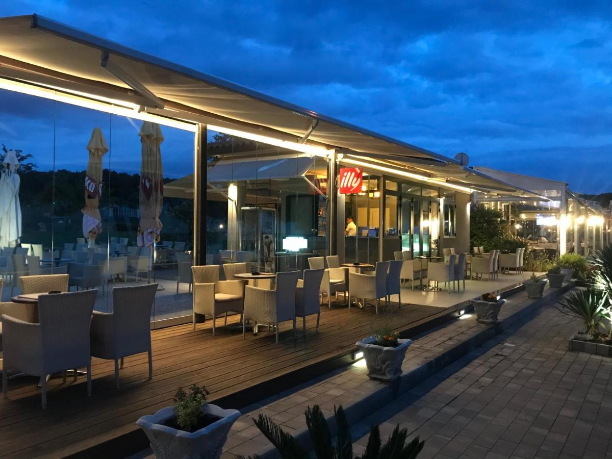 Nadija Apartmani Poreč Exterior foto